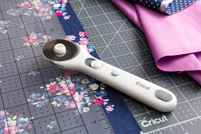 2004716 - Cricut Self-Healing Cutting Mat (30x30cm) . - Cricut 2004716, Blue, inch, 305 mm, 305 mm, 1 pc(s)